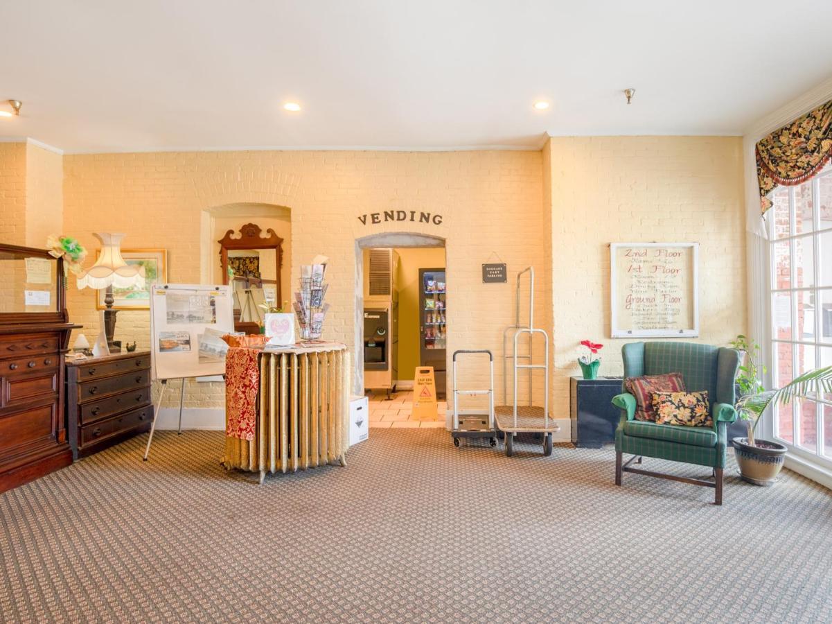 The Belmont Inn By Oyo Abbeville Экстерьер фото